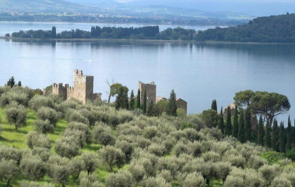 Il Borgo Antico Villa Monte del Lago ภายนอก รูปภาพ